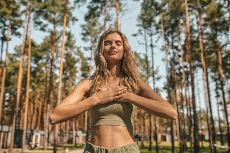 Een gezonder en langer leven ligt voor vrijwel ieder van ons binnen handbereik. We moeten ons daarbij wel realiseren dat alleen wij zelf onze gezondheid kunnen verbeteren en beschermen.